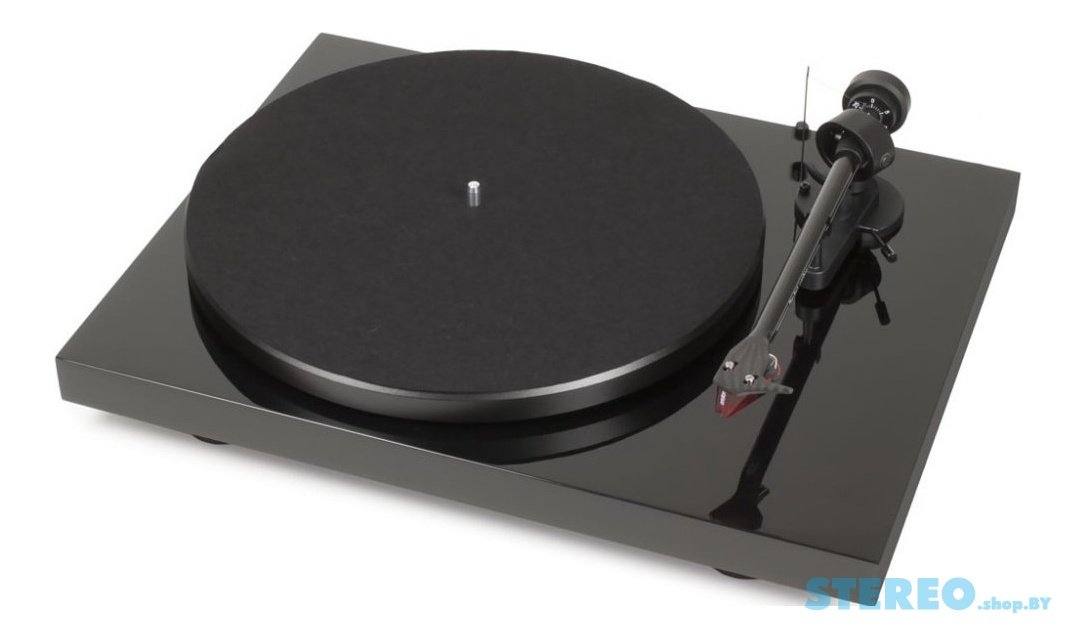 Pro-ject Debut CARBON PIANO BLACK