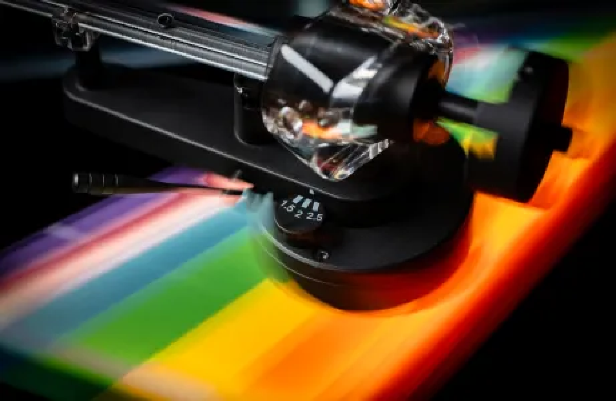 Pro-Ject The Dark Side Of The Moon- фото3