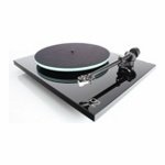 Rega Planar 2 Piano Black