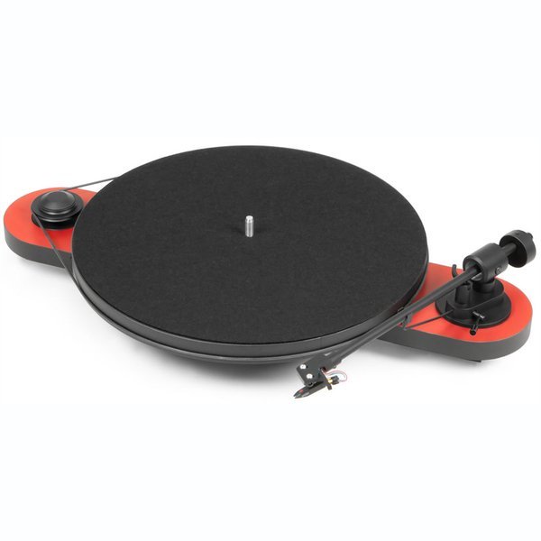 Pro-Ject Elemental Red ( Ortofon OM5E)