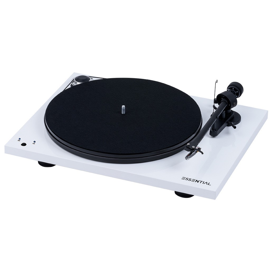 Pro-Ject Essential III ( Ortofon OM10)